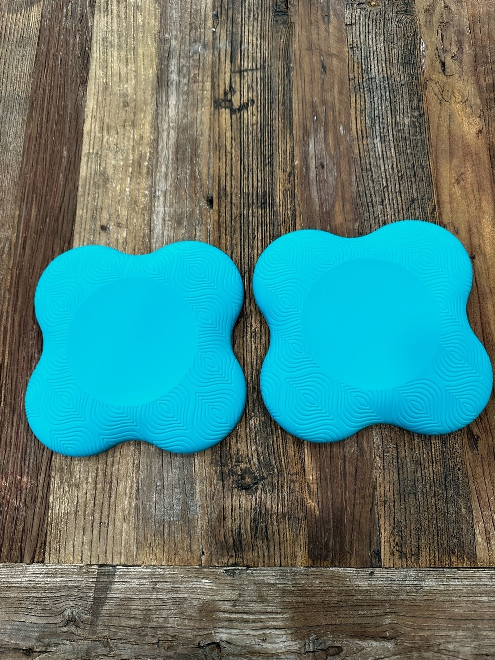 Pair of Turquoise Silicone yoga Pads